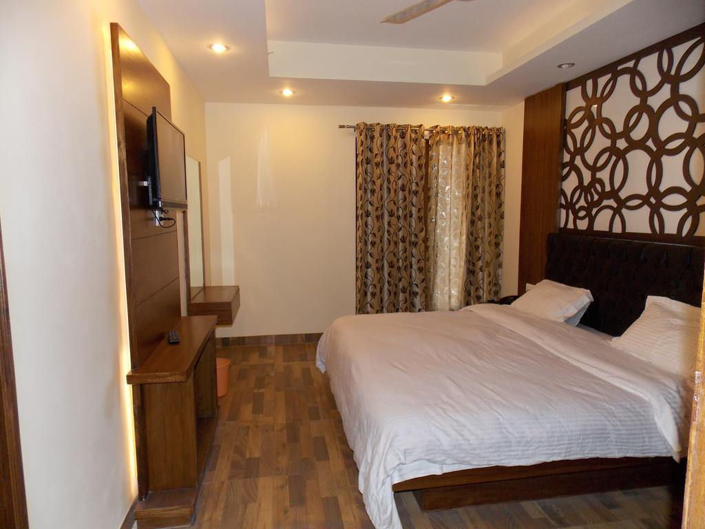 Valley View Hotel Mussoorie Bilik gambar